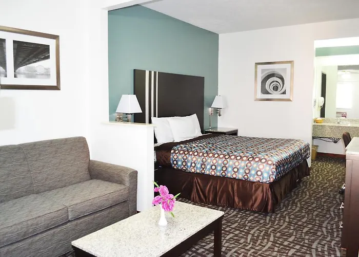 Relax Inn And Suites