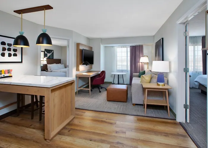 Staybridge Suites Omaha 80Th And Dodge By Ihg