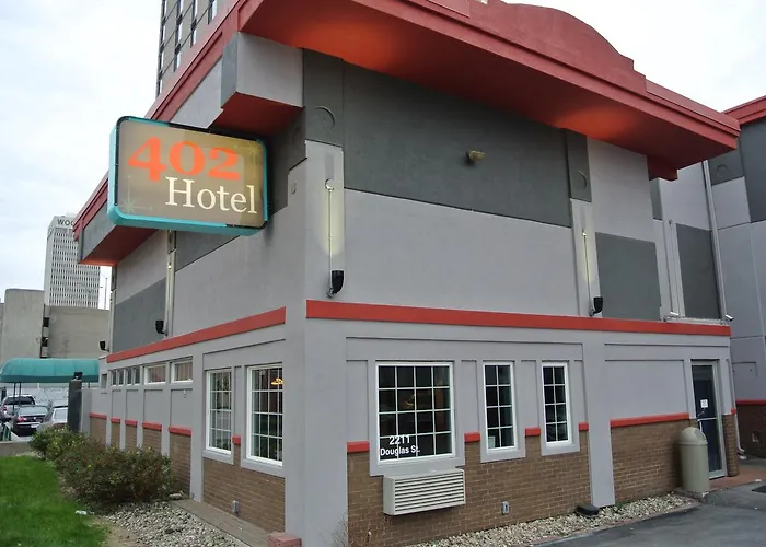 402 Hotel